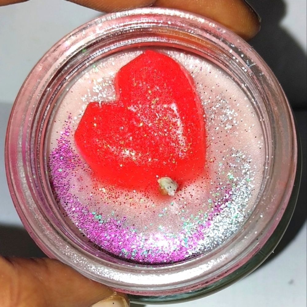 Hand crafted limited edition Iheartu candle 4 oz